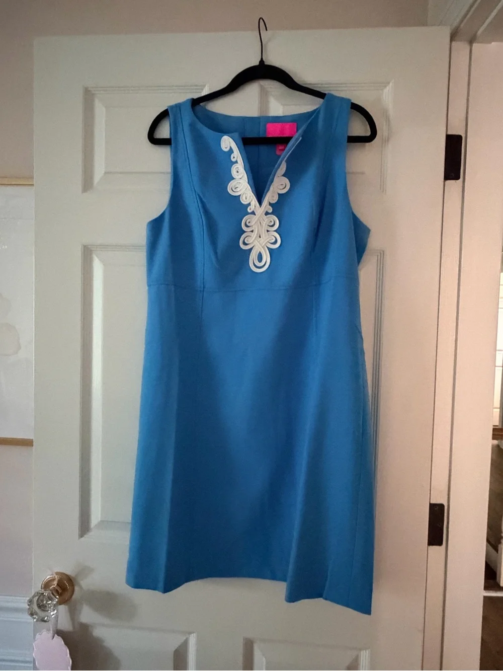 Lilly Pulitzer Blue Trini Viscose Shift Dress with White Embroidery - Picture 1 of 6